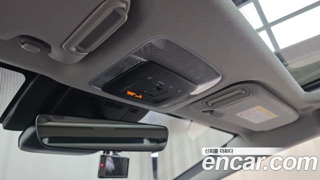 Toyota Prius 2024 — Photo 25/30