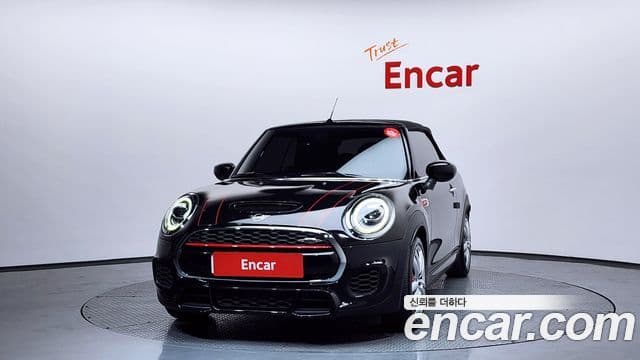 Mini Cooper S Convertible 2020 — Фото 3/20
