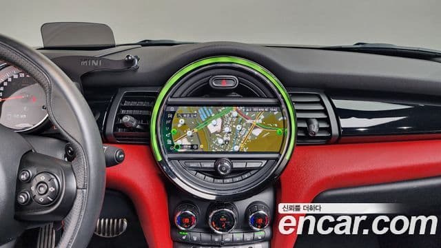 Mini Cooper S Convertible 2020 — Фото 12/20
