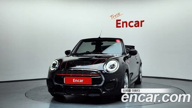 Mini Cooper S Convertible 2020 — Photo 3/36
