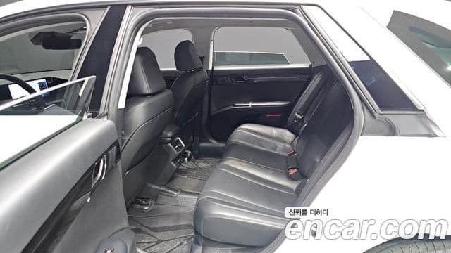 Hyundai Grandeur Hybrid 2024 — Photo 12/32