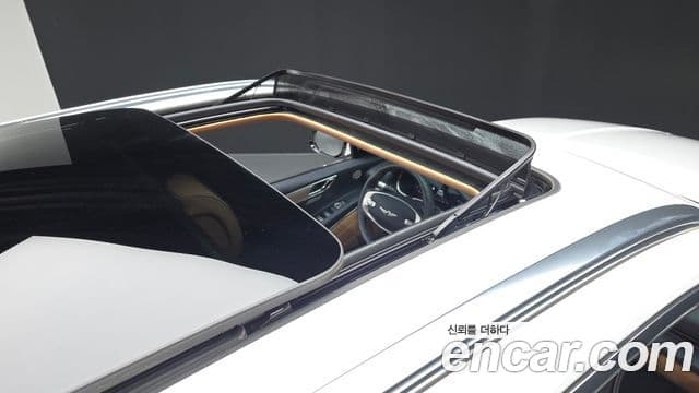 Genesis GV80 2023 — Photo 16/20