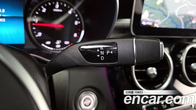 Mercedes-Benz C-Class 2020 — фото 9 из 20
