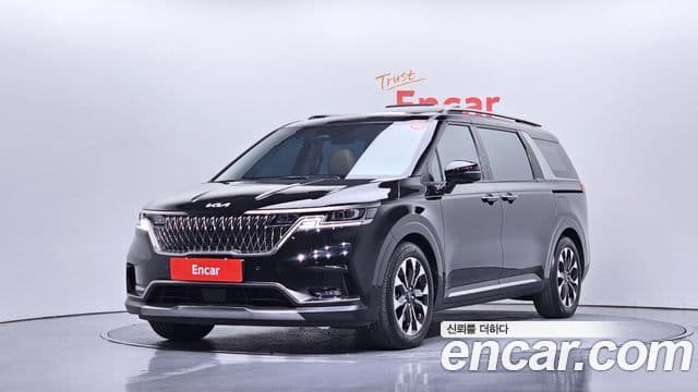 Kia Carnival 2023 — ფოტო 1/20