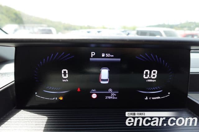 Hyundai Staria 2023 — Şəkil 16/20
