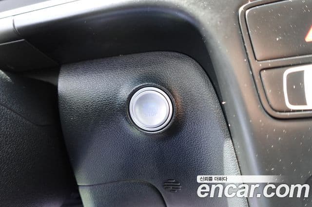 Hyundai Staria 2023 — Şəkil 17/20