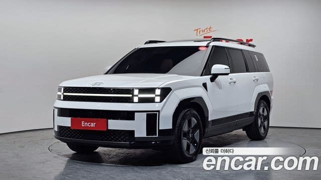 Hyundai Santa Fe 2023 — Фото 1/20