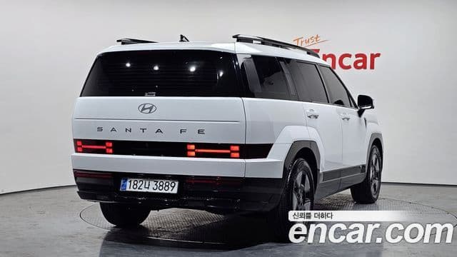 Hyundai Santa Fe 2023 — Фото 2/20