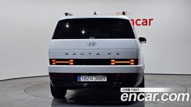 Hyundai Santa Fe 2023 — Фото 4/20