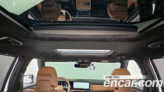 Hyundai Santa Fe 2023 — ფოტო 30/35