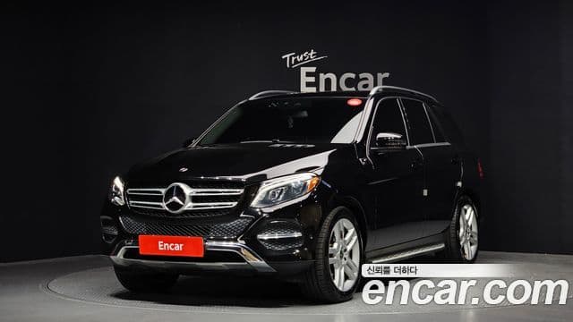 Mercedes-Benz GLE-Class 2018 — Şəkil 5/20