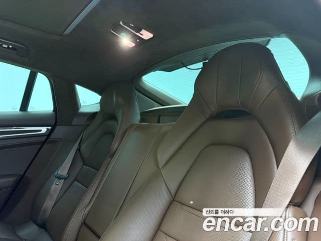 Porsche Panamera 2022 — Şəkil 19/20