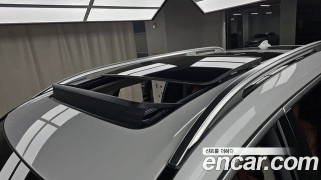BMW X7 2022 — ფოტო 16/20