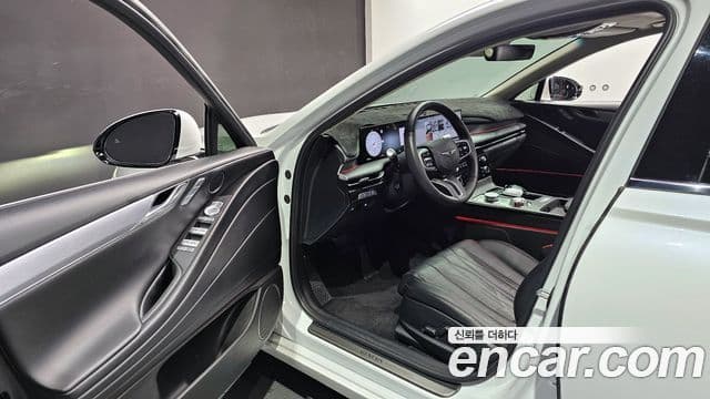 Genesis Electrified G80 2024 — Şəkil 10/20