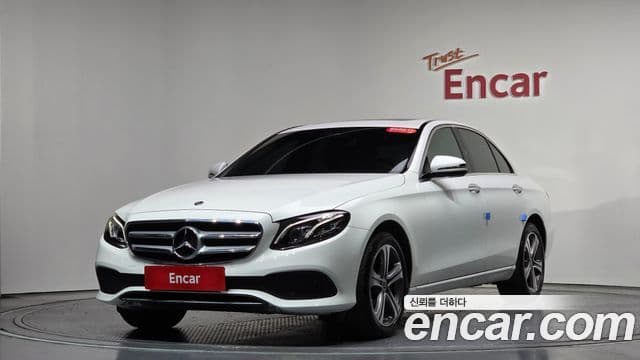 Mercedes-Benz E-Class 2019 — Фото 10/20