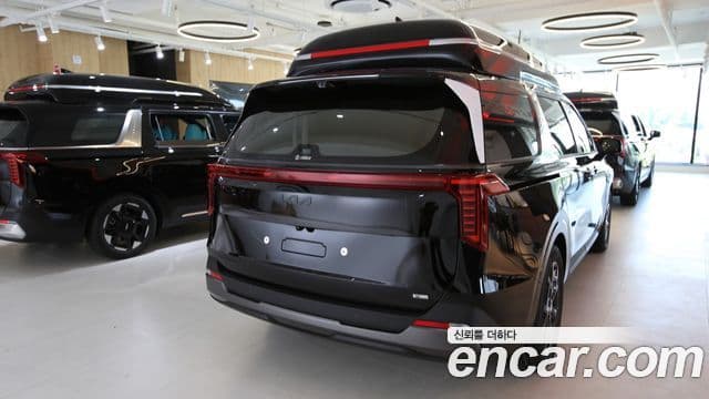 Kia Carnival 2026 — Şəkil 1/20