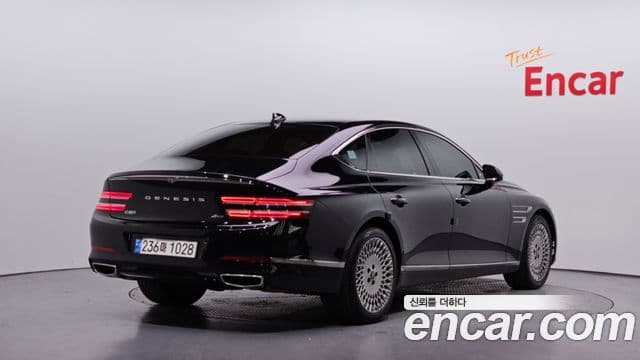 Genesis Electrified G80 2023 — ფოტო 2/20