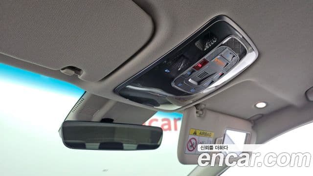 Genesis Electrified G80 2023 — ფოტო 19/20