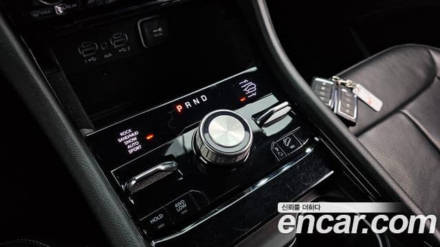 Jeep Grand Cherokee 2021 — фото 9 из 20