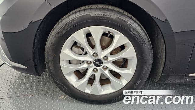 Kia K8 2021 — фото 5 из 20