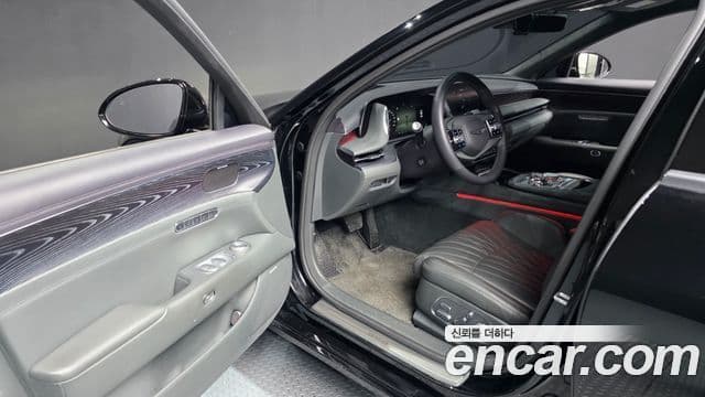 Genesis G90 2022 — ფოტო 10/20