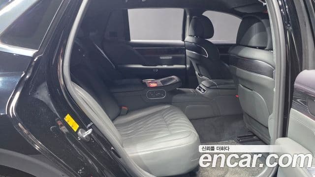 Genesis G90 2022 — ფოტო 12/20