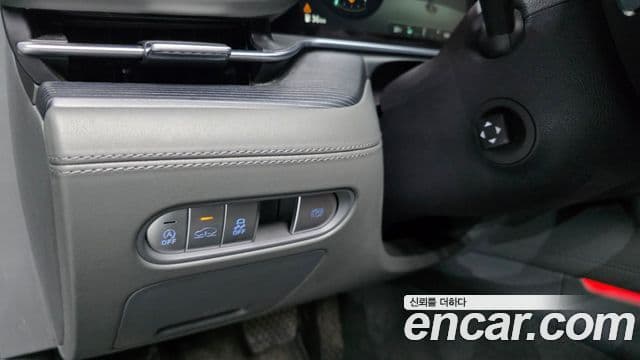 Genesis G90 2022 — Photo 33/39