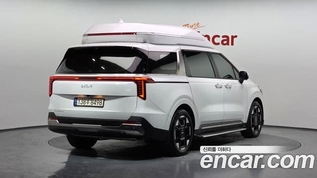 Kia Carnival 2024 — ფოტო 2/20