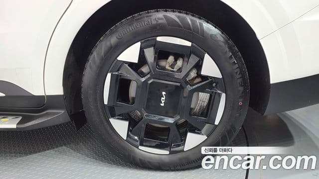 Kia Carnival 2024 — Photo 31/39