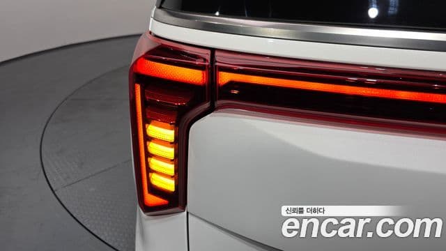 Kia Carnival 2024 — Photo 30/39