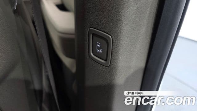 Kia Carnival 2024 — Photo 27/39