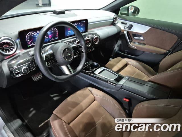 Mercedes-Benz CLA-Class 2025 — Şəkil 17/20
