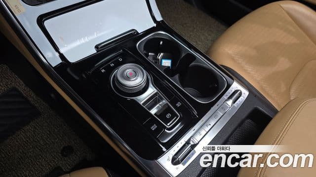 Kia Carnival 2021 — Şəkil 9/20