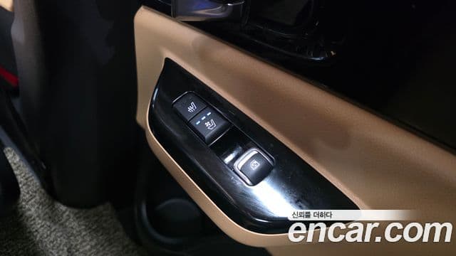 Kia Carnival 2021 — Şəkil 19/20