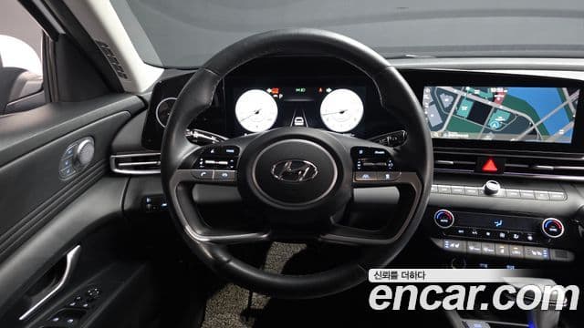 Hyundai Avante 2022 — ფოტო 13/20
