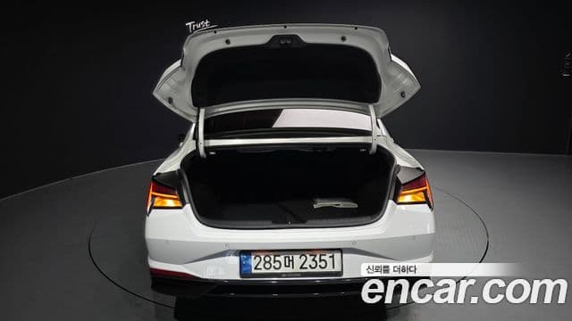 Hyundai Avante 2022 — ფოტო 20/20