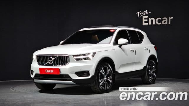 Volvo XC40 2021 — Şəkil 10/20