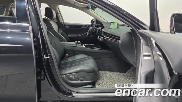 Genesis Electrified G80 2021 — Şəkil 11/20