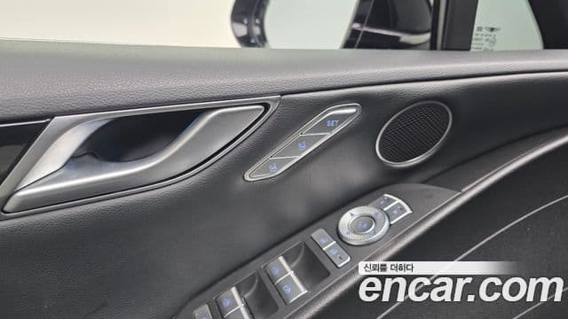 Genesis Electrified G80 2021 — Şəkil 17/20