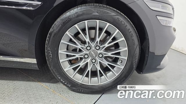 Genesis G80 2021 — Photo 27/30