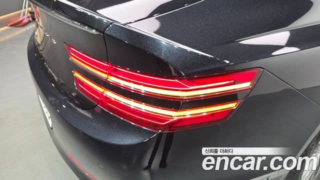 Genesis G80 2021 — Photo 14/30