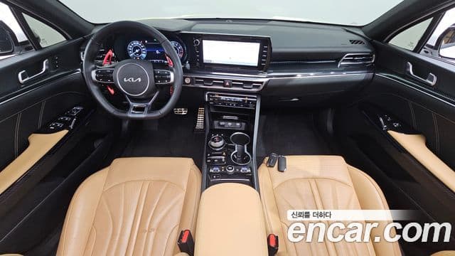 Kia K5 2022 — ფოტო 7/20