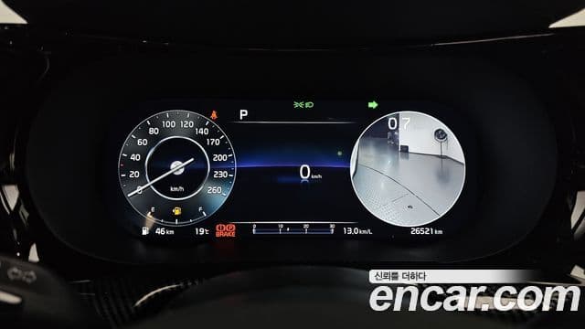 Kia K5 2022 — ფოტო 8/20