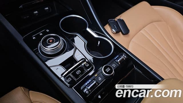 Kia K5 2022 — ფოტო 9/20