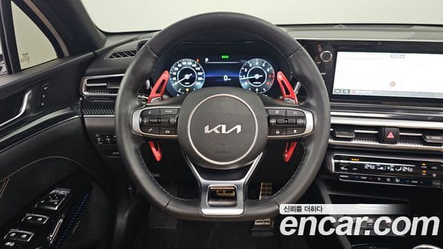 Kia K5 2022 — ფოტო 13/20