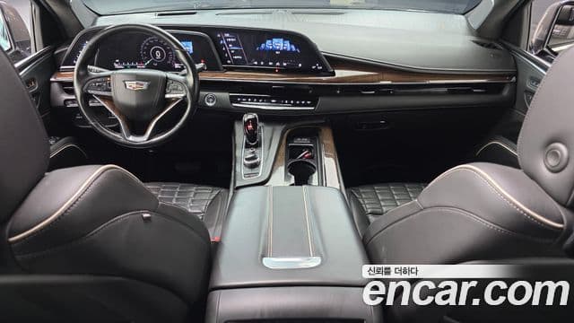 Cadillac Escalade 2021 — ფოტო 10/20