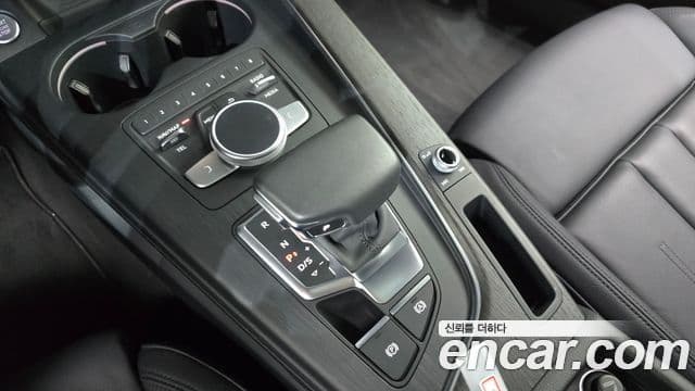 Audi A4 2019 — фото 9 из 20