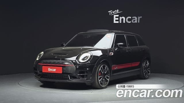 Mini Cooper S Clubman 2022 — ფოტო 1/20