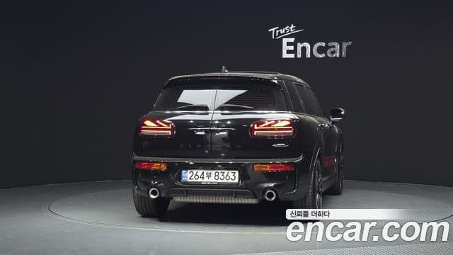 Mini Cooper S Clubman 2022 — ფოტო 4/20