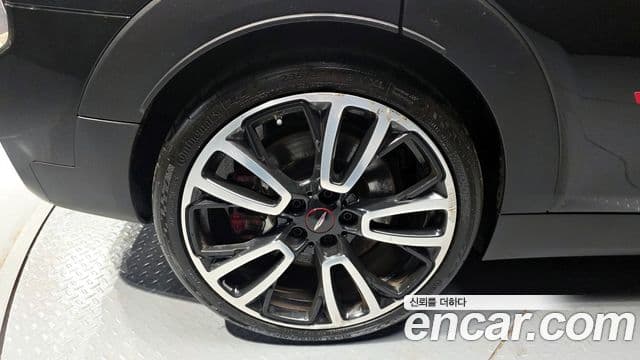 Mini Cooper S Clubman 2022 — ფოტო 5/20